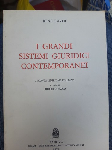 Grandi sistemi giuridici - grandi,